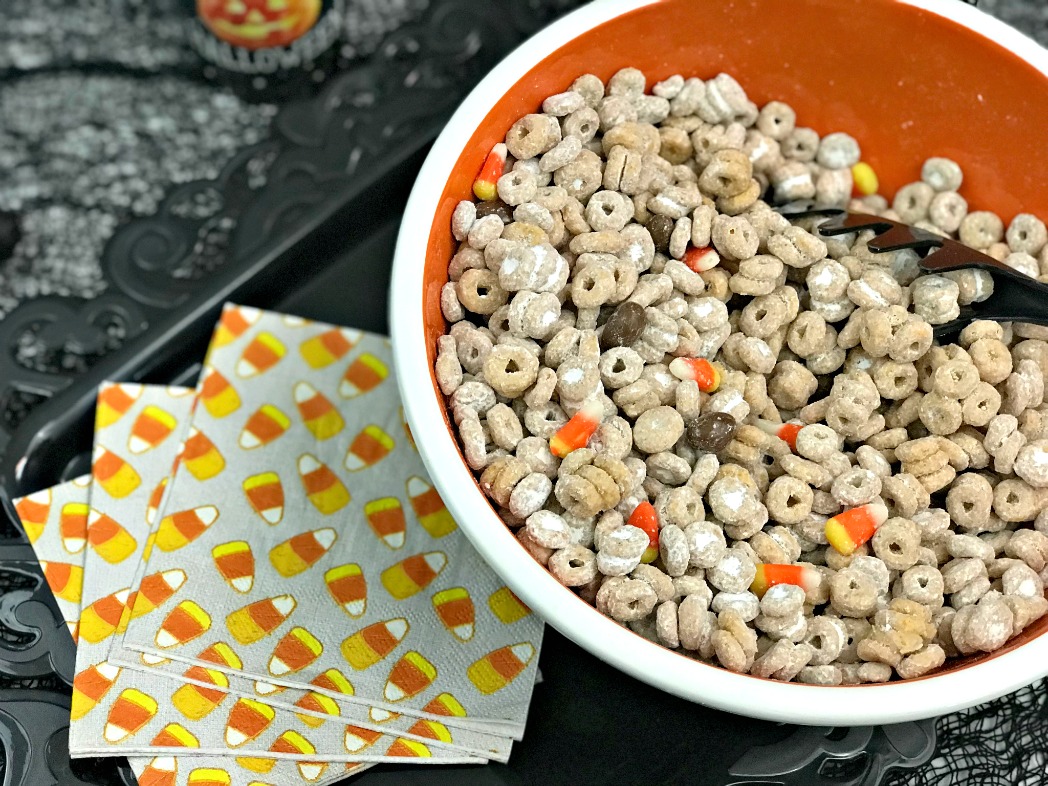 Pumpkin Spice Cheerios Snack Mix - Desperately Seeking Gina